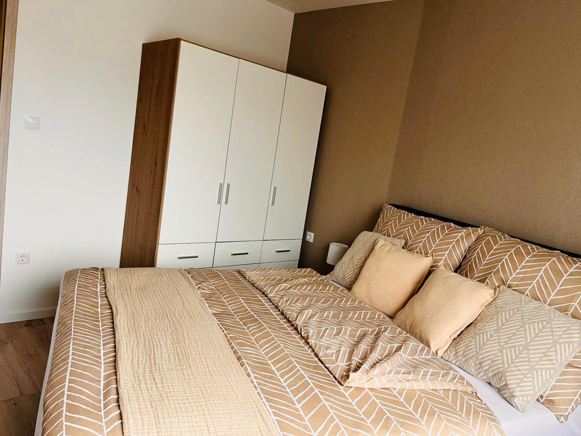 Greta Lux Apartman Hajdúszoboszló Buitenkant foto