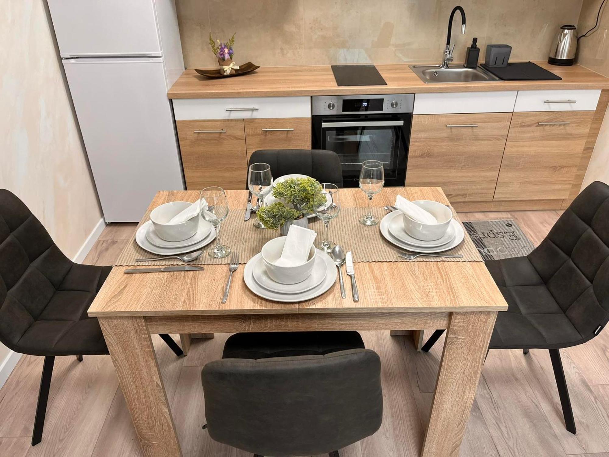 Greta Lux Apartman Hajdúszoboszló Buitenkant foto